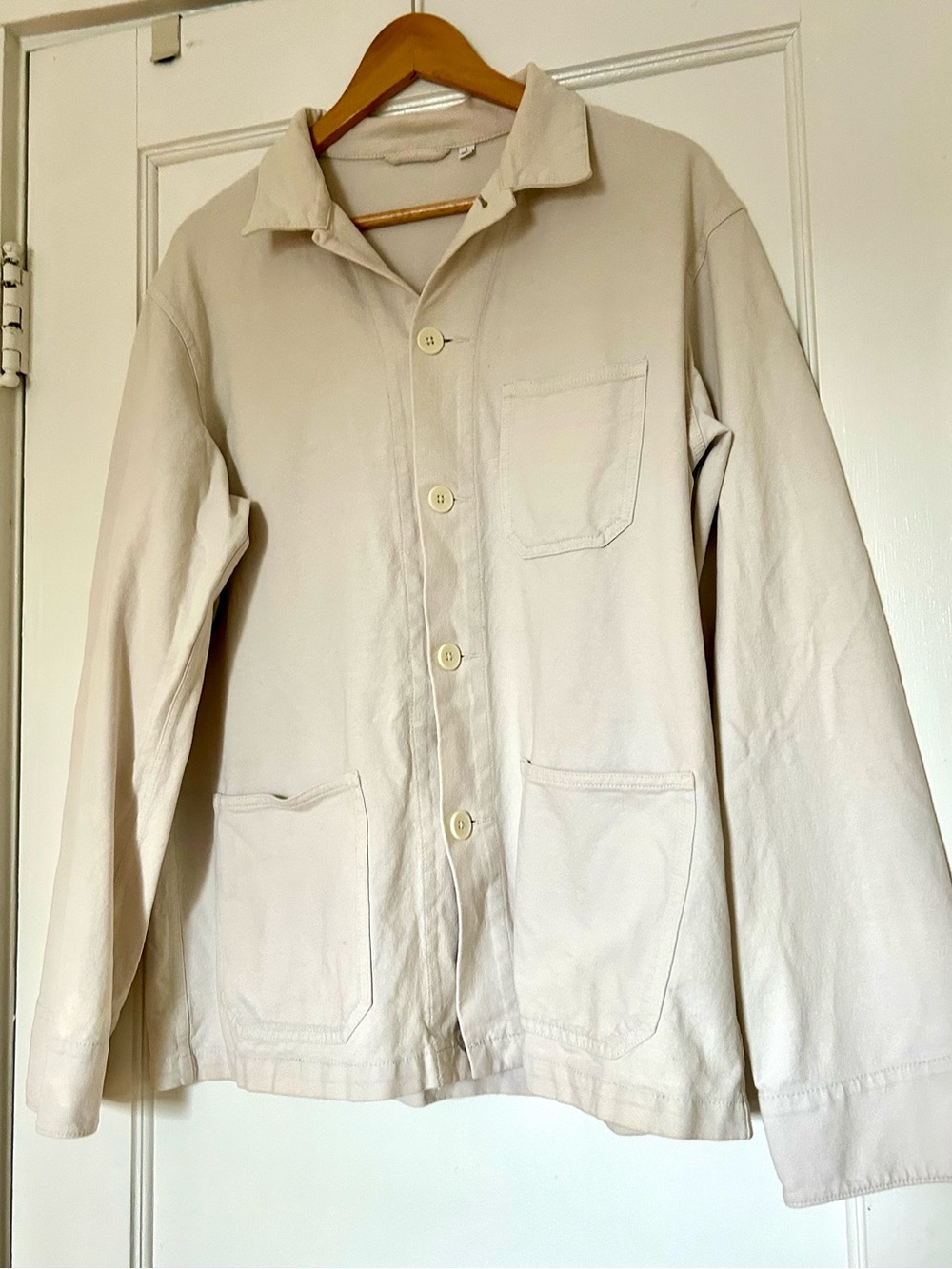 Classic Button-Up Shirt with Front Pockets